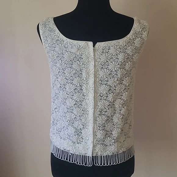 TheEverllitCo. Cashmere Angora beaded tank size 36 - Picture 6 of 11